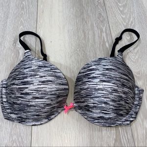 Victoria’s Secret bra